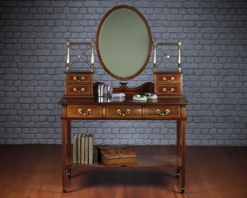Early 20th.c. Mahogany Dressing Table C.1905.