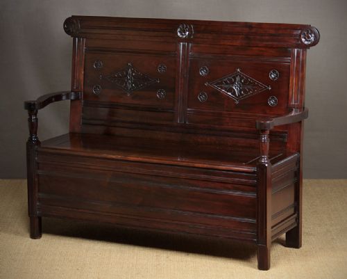 Edwardian Walnut Box Settle C.1905.