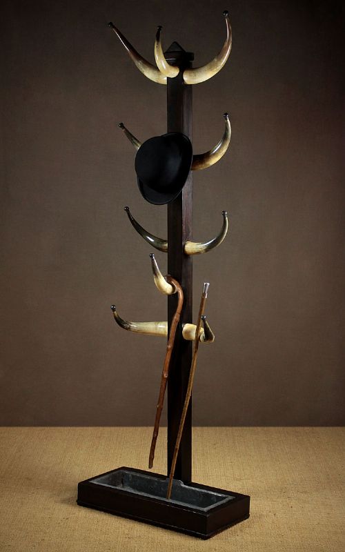 Victorian Cattle Horn Hat Stand.