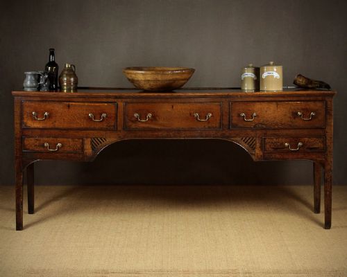 Early 19th.c. Oak and Elm Dresser Base C.1800.