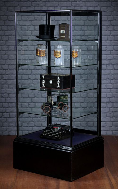 Edwardian Shop Display Cabinet or Vitrine C.1910.