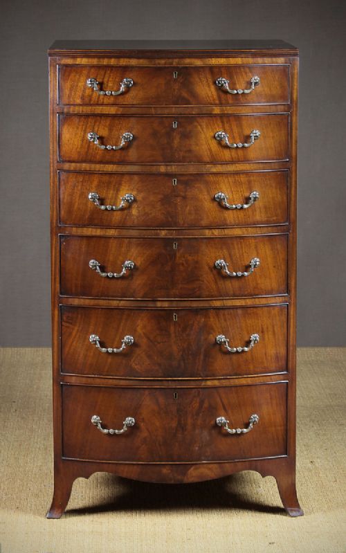 Early 20th.c. Bow Front Mahogany Chest of Drawers C.1930.
