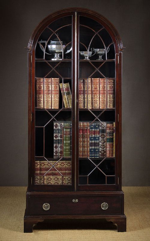 Small Edwardian Arch Top Bookcase C.1910.
