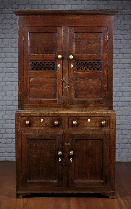 Georgian Welsh Oak Bread & Cheese Cupboard C.1810.