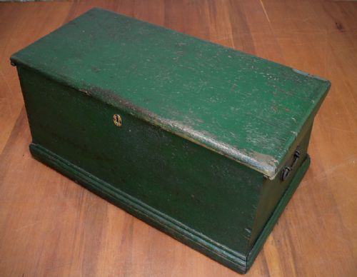 fig 1. 19th.c. Seaman’s Chest with Original Painted Decoration & Provenance.