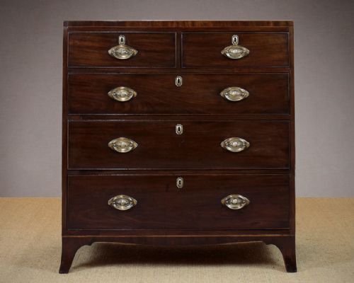Georgian Mahogany Chest of Drawers C.1800.