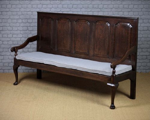 Georgian Oak Settle C.1790.