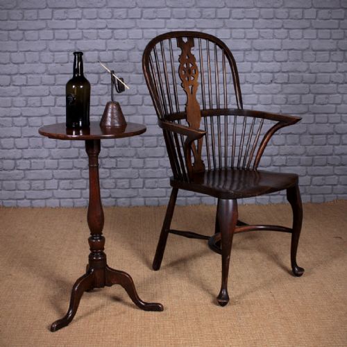 Late Georgian Oak Tripod Wine Table C.1800