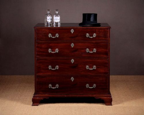George III Mahogany Chest of Drawers C.1800.