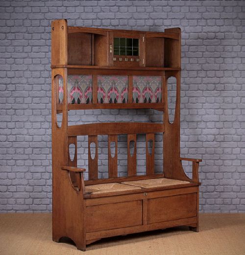 Arts & Crafts Hall Seat C.1910.