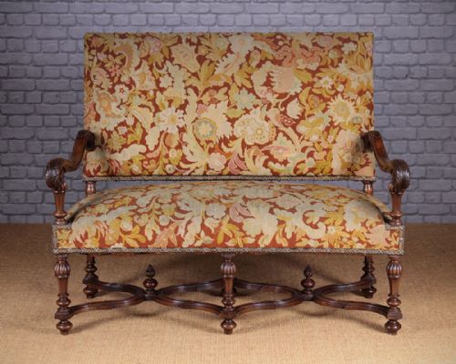 18th.c Style Walnut Couch C.1910