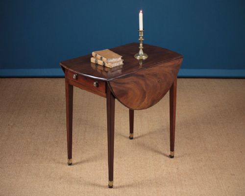 Georgian Mahogany Pembroke Table C.1800.