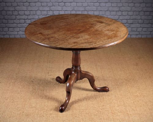 Georgian Mahogany Tripod Supper Table C.1800.