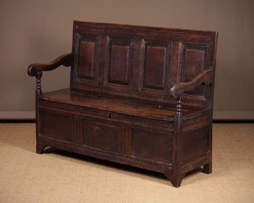 18th.c. Oak Box Settle C.1760.