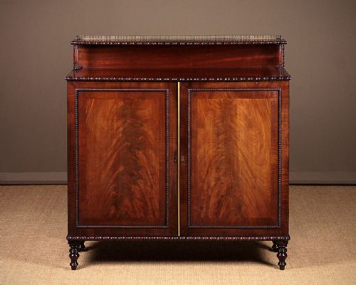 19th.c. Mahogany Chiffonier Side Cabinet C.1820.