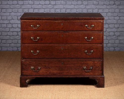 George III Oak Bachelor’s Chest of Drawers C.1810.