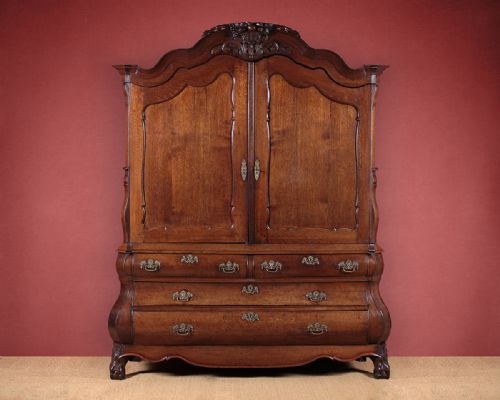 Large 18th.c. French Linen Press or Housekeeper's Cupboard C.1780.