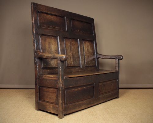 18th.c. Welsh Oak Box Settle Hall Bench C.1750.