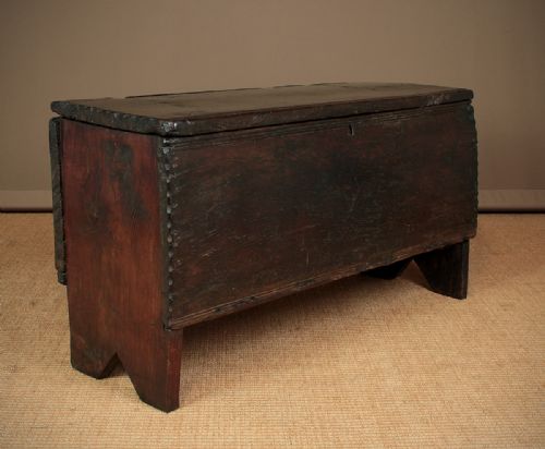17th.c. Oak Six Plank Coffer C.1600.