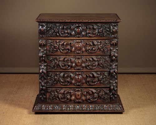 Late 19th.c. Carved Oak Chest of Drawers C.1890.