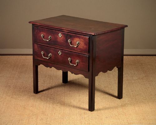 18th.c. Mahogany Lowboy Side Table C.1790.
