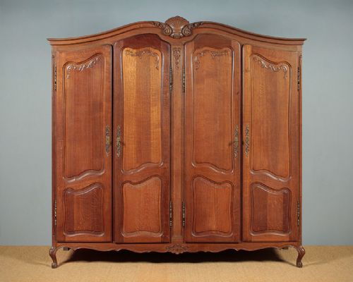 Large French Oak Armoire Wardrobe C.1920.