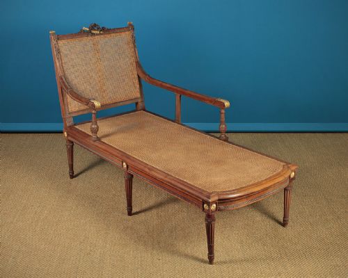 Walnut & Bergere Daybed C.1920.