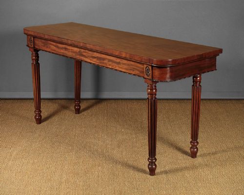 Early 19th.c. Mahogany Serving Table Sideboard C.1830.