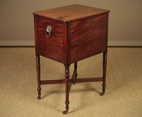Early 19th.c. Mahogany Side Table C.1820.