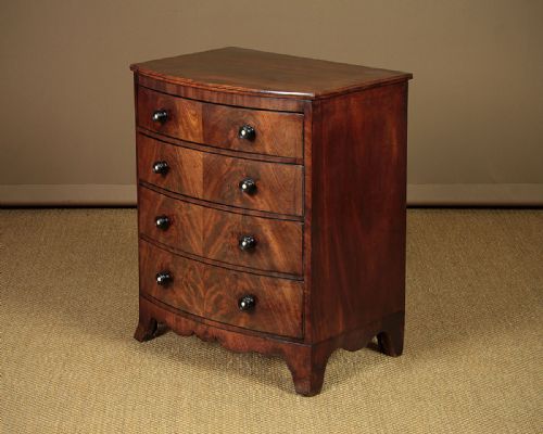 Mahogany Bow Front Chest of Drawers C.1820.