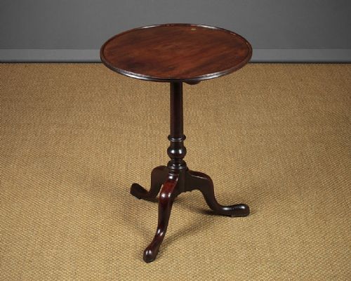 Georgian Mahogany Tilt Top Wine Table C.1810.