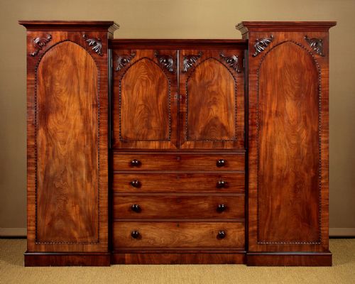 Large William IV Mahogany Combination Wardrobe C.1835.