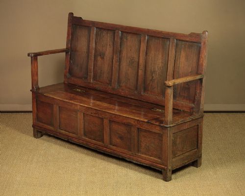 18th.c. Welsh Oak Box Settle C.1790.