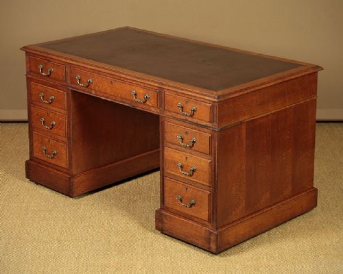 Edwardian Oak Pedestal Desk C.1910.