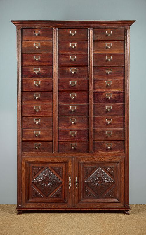 Tall Oak Bank of Drawers C.1900.