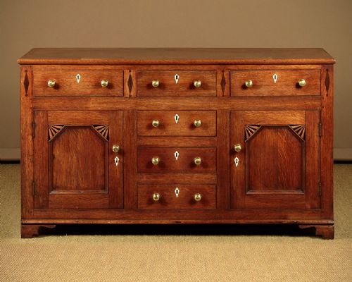 Early 19th.c. Welsh Dresser Base C.1820.