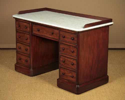 Quality Mahogany & Marble Top Washstand by Doveston Bird & Hull C.1860.