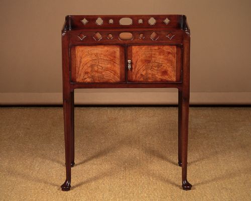 Georgian Mahogany Tray Top Side Table C.1800.