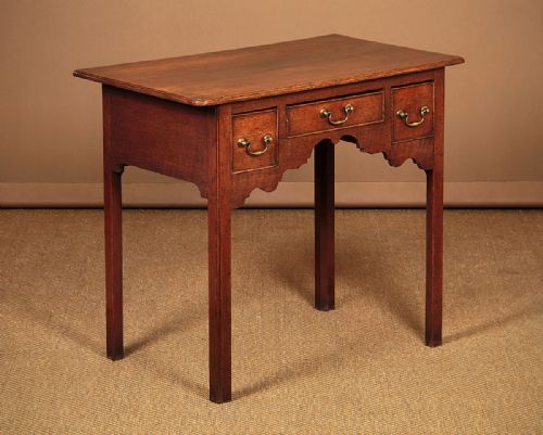 Small Georgian Oak Side Table C.1800.