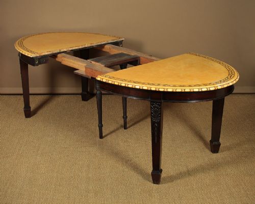 Extending Marble Top Centre Table by Waring & Gillow of Paris C.1910.