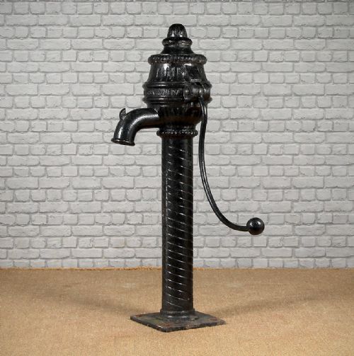 Cast Iron Village Pump by Rankin & Co. Ballymena C.1900.