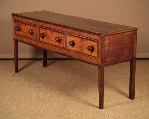 Georgian Crossbanded Oak Dresser Base C.1810.