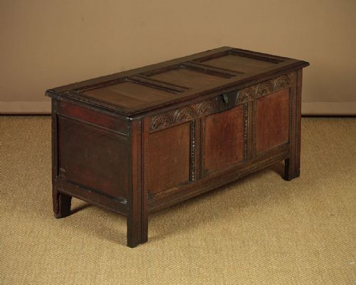 Early 18th.c. Oak Coffer C.1700.