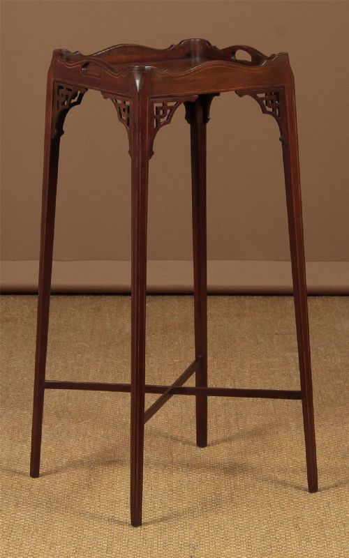 Georgian Mahogany Kettle Stand C.1800.