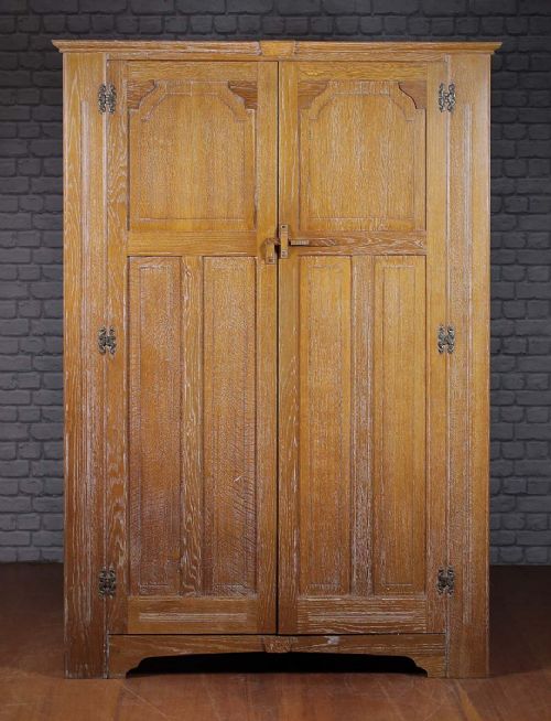 fig 1. Limed Oak Bedroom Suite c.1930.