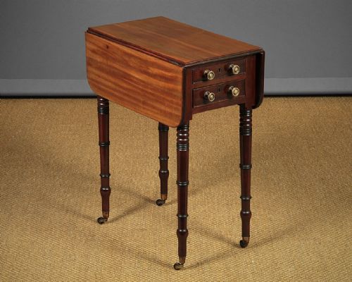 Early 19th.c. Drop Leaf or Pembroke Side Table C.1830.