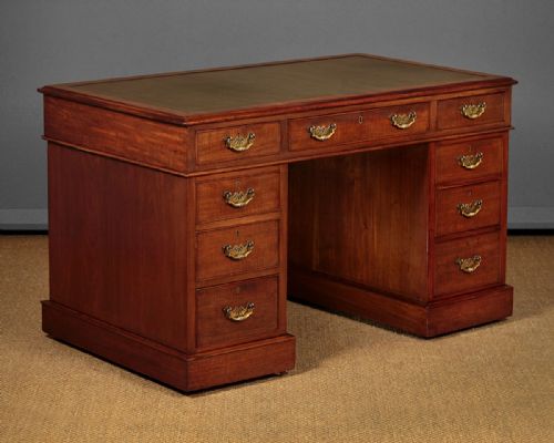 Large Edwardian Mahogany Pedestal Desk C.1910.