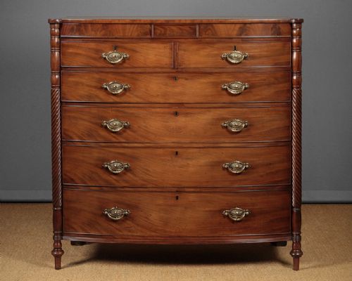 Large Regency Era Mahogany Chest of Drawers C.1830.