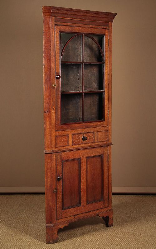 Welsh Oak Corner Cupboard C.1820