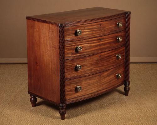 Small Regency Mahogany Chest of Drawers C.1820.